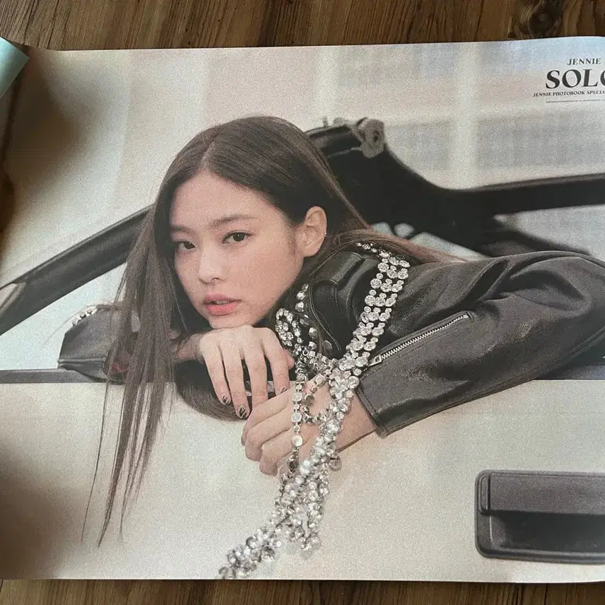 [BUNJANG] BLACKPINK Jennie Solo Poster Bundle Set (2 pcs) / 제니 솔로 포스터 2장 일괄