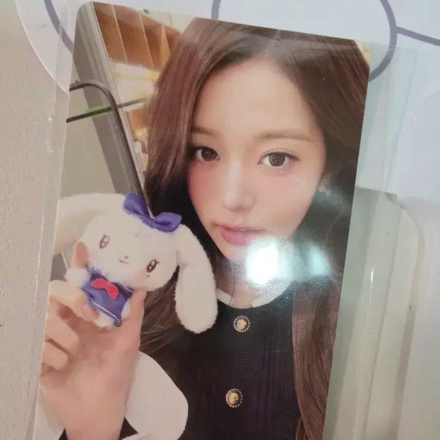 [BUNJANG] IVE Mini-B Popup Wonyoung Cherry Photocard, Fan, Sticker, Lightstick Charm Set / 아이브 미니브 팝업 원영 체리 포카/부채/띠부씰 응원봉 참 세트