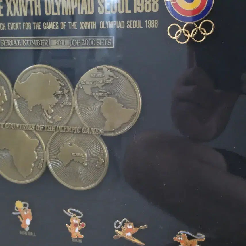 [BUNJANG] 1988 Seoul Olympics Commemorative Badge Set (Limited Edition) / 1988 서울 올림픽 기념 뱃지 세트