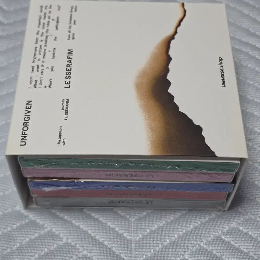 [BUNJANG] LE SSERAFIM UNFORGIVEN 5 Version Bundle Kim Chaewon Sakura Sealed / 미개봉 5종 박스 르세라핌 lesserafim UNFORGIVEN 김채원 사쿠라