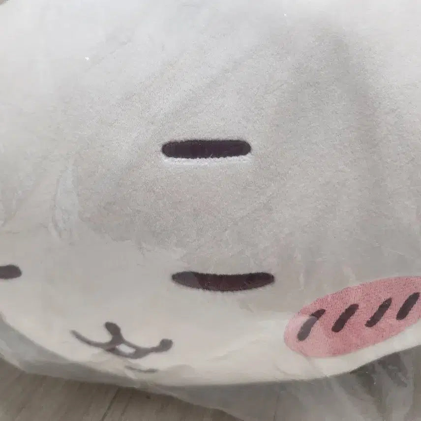 [BUNJANG] Nessoberry Chiikawa Big Cushion / 네소베리 치이카와 big 쿠션