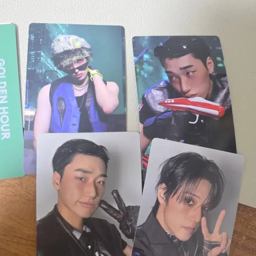 [BUNJANG] ATEEZ Golden Hour Pt.5 Photocard Album (Packaging Unsealed) / 에이티즈 골든아워 pt.5 포카앨범(포장만 개봉)