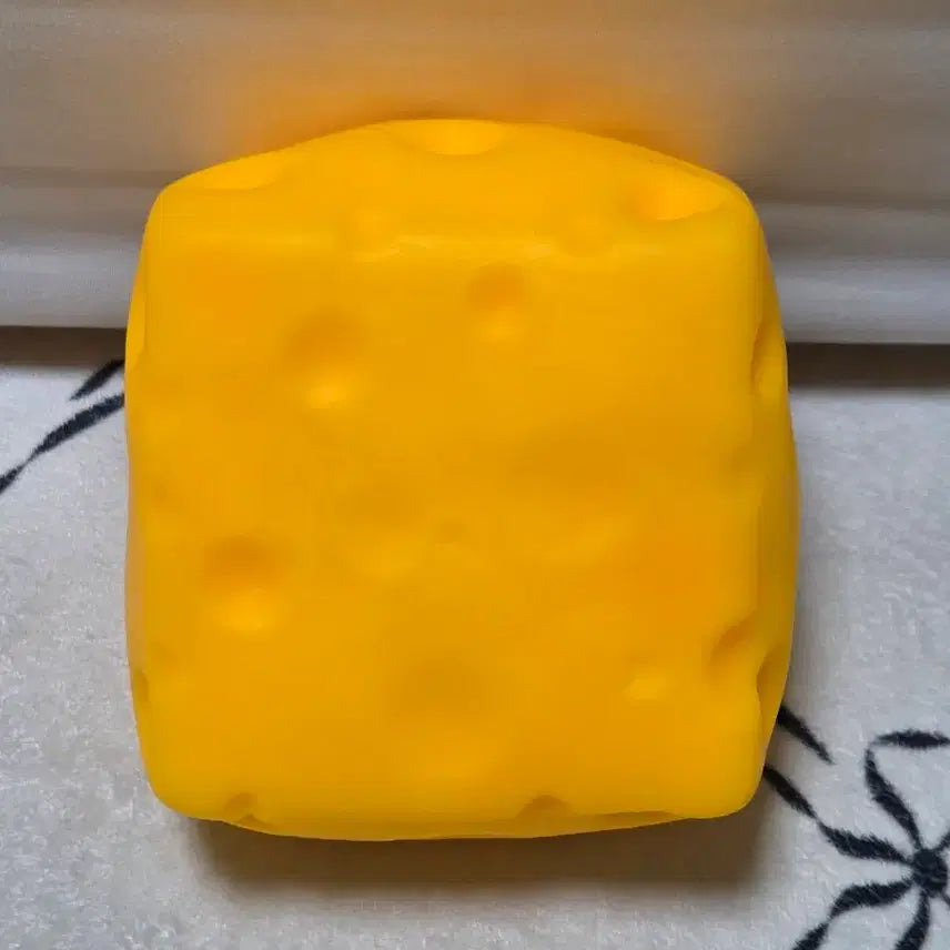 [BUNJANG] Giant Cheese Squeezie New / 대왕 치즈 슬랑이 새상품