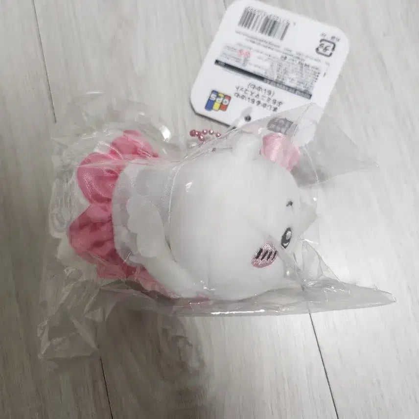 [BUNJANG] Magical Nesoberry Chii Plush / 매지컬 네소베리 치이
