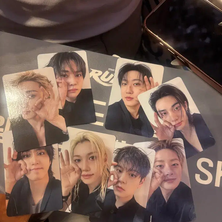 [BUNJANG] Stray Kids Makmak Concert Jiniret Keyring Photocard Bundle Set / 스키즈 막막콘 포카 8/2 지니렛 키링 ot8 풀셋