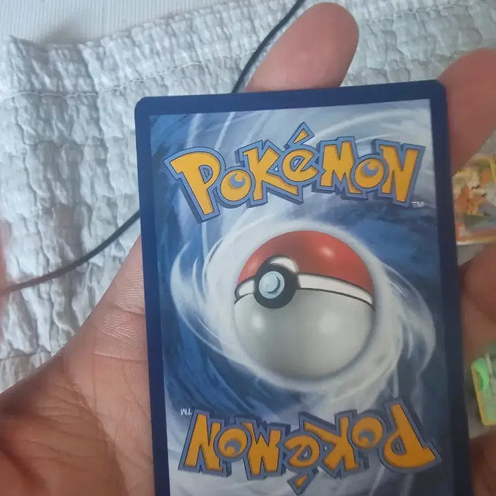 [BUNJANG] Pokemon Card Bundle Set - 25th Anniversary Pikachu, Halloween Phantom Pikachu / 포켓몬카드 일괄