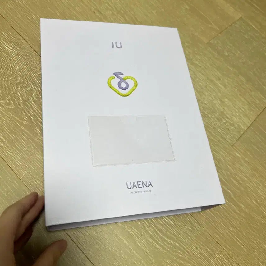 [BUNJANG] IU Fanclub 3rd Generation "IUke" Keychain / 아이유 팬클럽 3기 굿즈