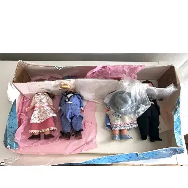 [BUNJANG] Madame Alexander Honeymooners Set Dolls / 마담알렉산더 드라마 허니문 주인공들 세트