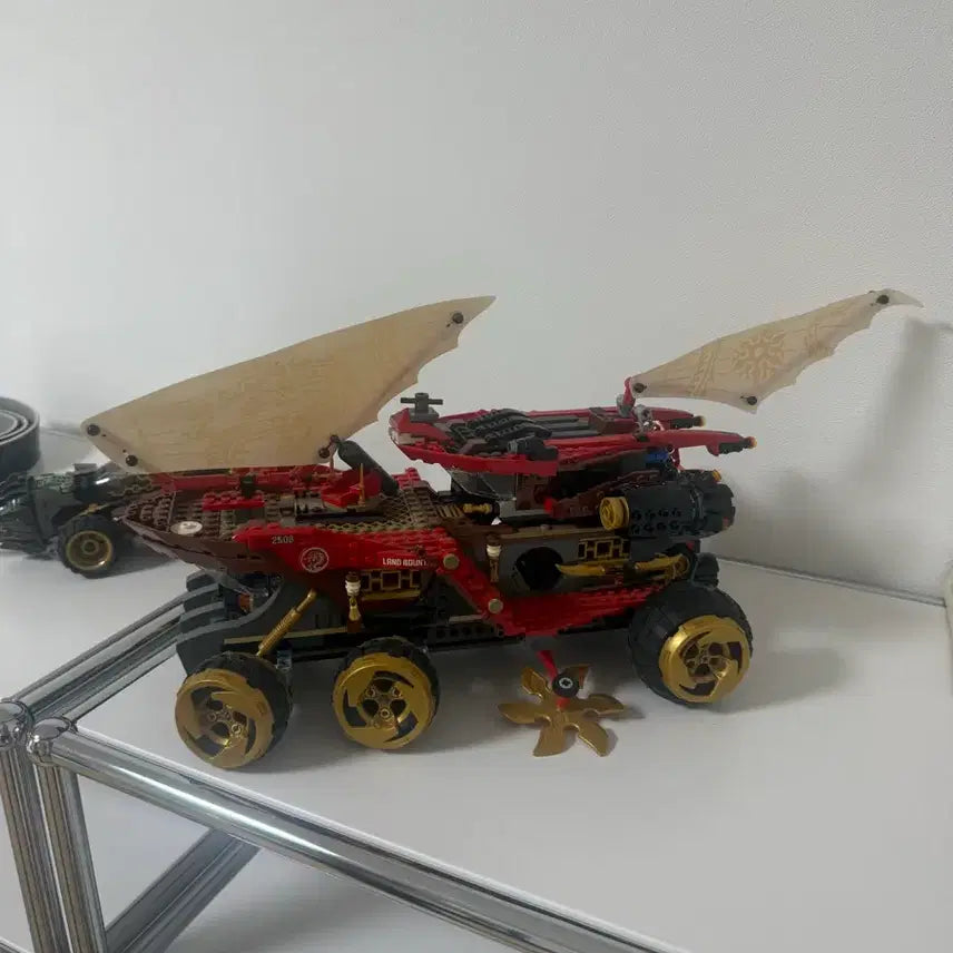 [BUNJANG] LEGO 70677 Land Bounty / 레고 70677 육상 전함 (Land Bounty) 상태: 대형 육상 전함 기체 본체 제품 (상태 양호)