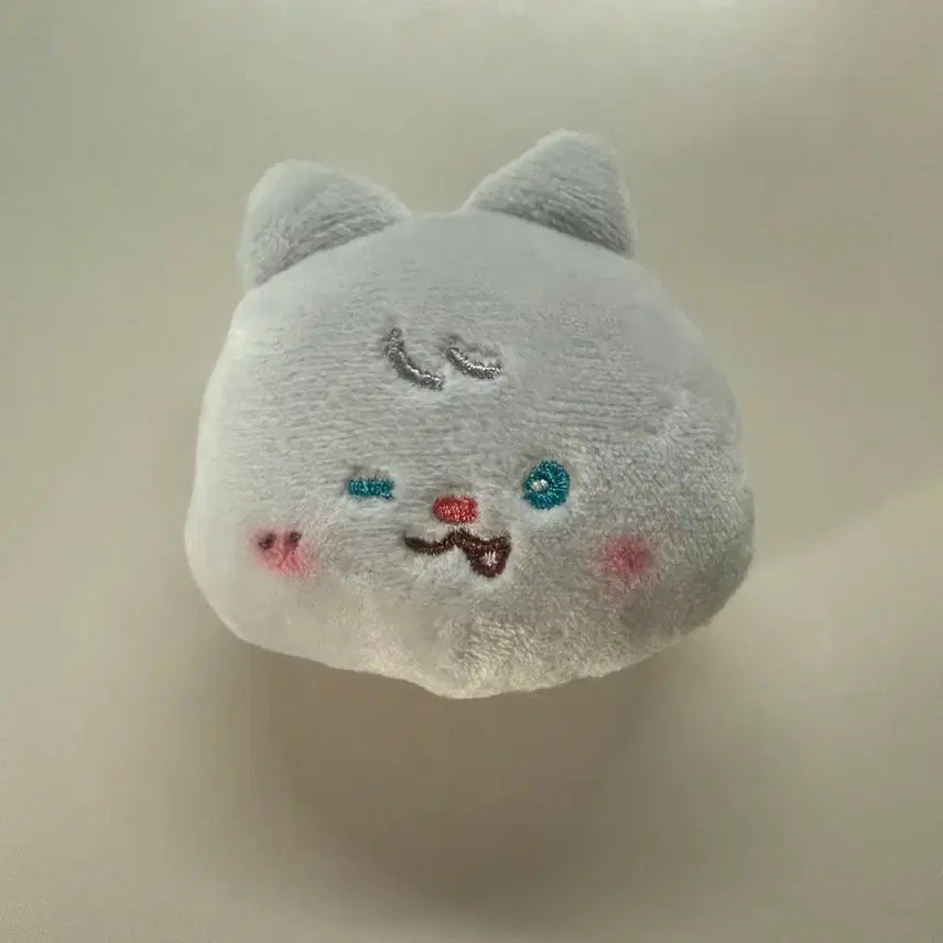 [BUNJANG] GIDLE MiniNi ShiniNi Badge / 아이들 미니니 슈니니 뱃지 양도
