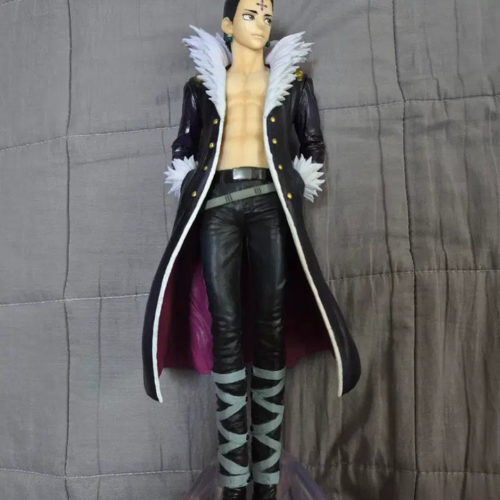 [BUNJANG] Hunter x Hunter Chrollo Lucilfer Figure (Opened) / 헌터헌터 클로로b상 피규어