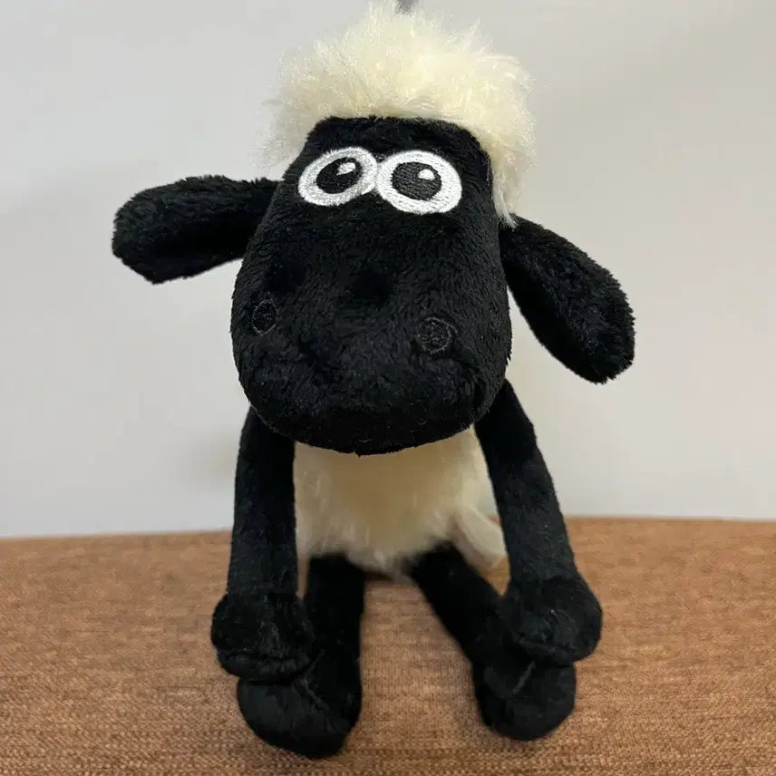 [BUNJANG] Shaun the Sheep Movie Plush Doll / (중고) 숀더쉽 무비 인형