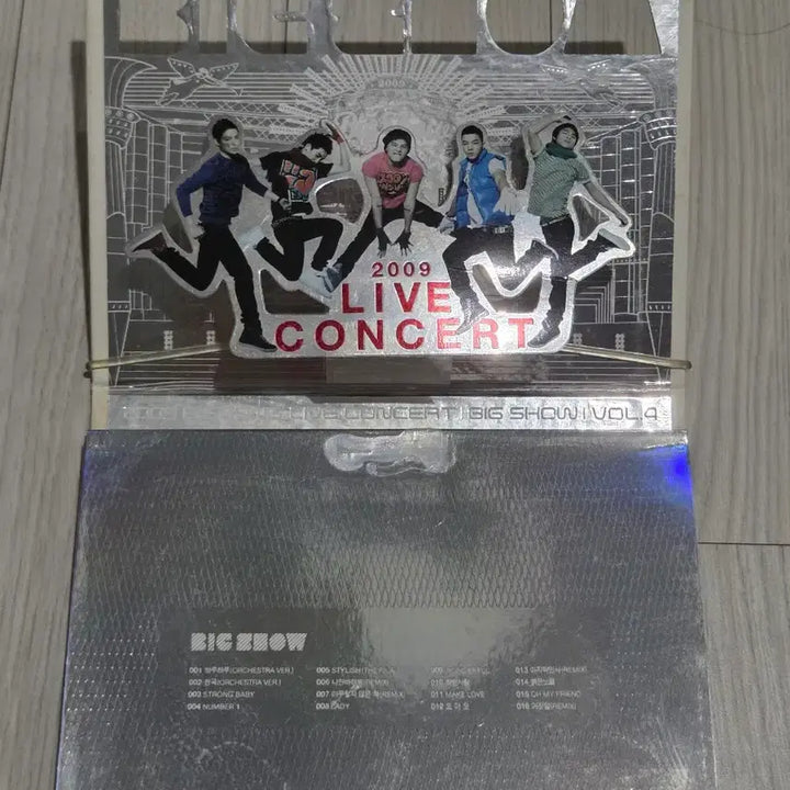 [BUNJANG] BIGBANG 2009 Live Concert Album Vol. 4 / 빅뱅 빅쇼 2009 라이브콘서트 앨범 VOL.4