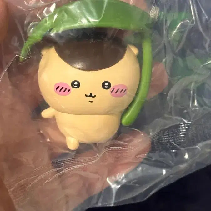 [BUNJANG] Lotte Cinema Woosoo Umbrella Figure Kuri Manju / 롯데시네마 먼작귀 우산피규어 쿠리만쥬