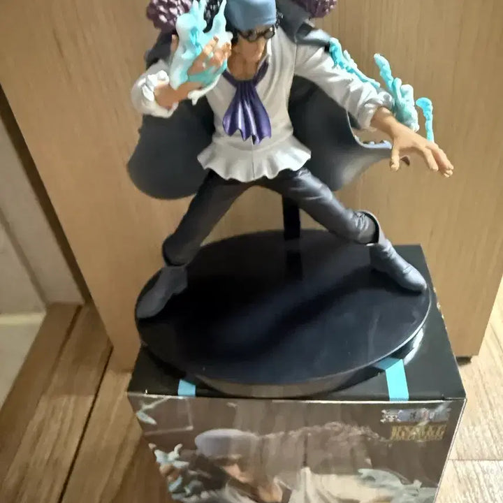 [BUNJANG] Bandai One Piece Garp Kuzan Figure / 반다이 원피스 가프 쿠잔 피규어 팝니다