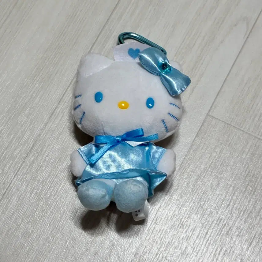 [BUNJANG] Hello Kitty Nurse Mascot Keychain / 키티 간호사 마스코트