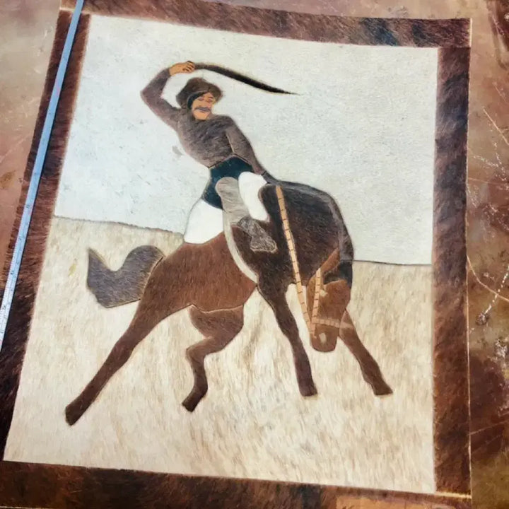 [BUNJANG] Dynamic Artwork "Riding Horse" Hair-on-Hide Framed Art / 역동적 송치 예술품 가죽 액자 상태 베리 굿
