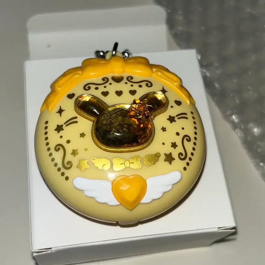 [BUNJANG] Don Quijote Sanrio Kirakira Compact Mirror Usahana / 돈키호테 산리오 키라키라 컴팩트 미러 우사하나
