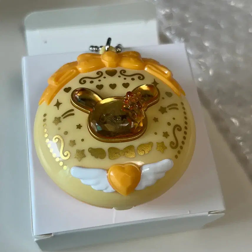 [BUNJANG] Don Quijote Sanrio Kirakira Compact Mirror Usahana / 돈키호테 산리오 키라키라 컴팩트 미러 우사하나