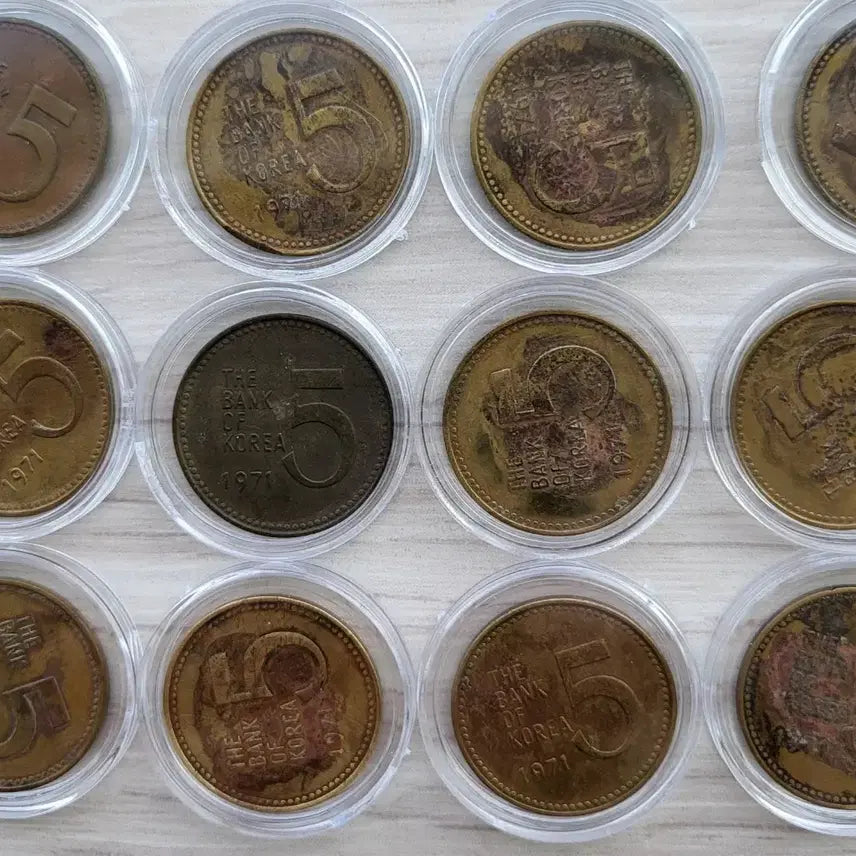 [BUNJANG] 1970-1972 5 Won Coins (25 pcs) Bundle / 1970.71.72 5원 동전 25개