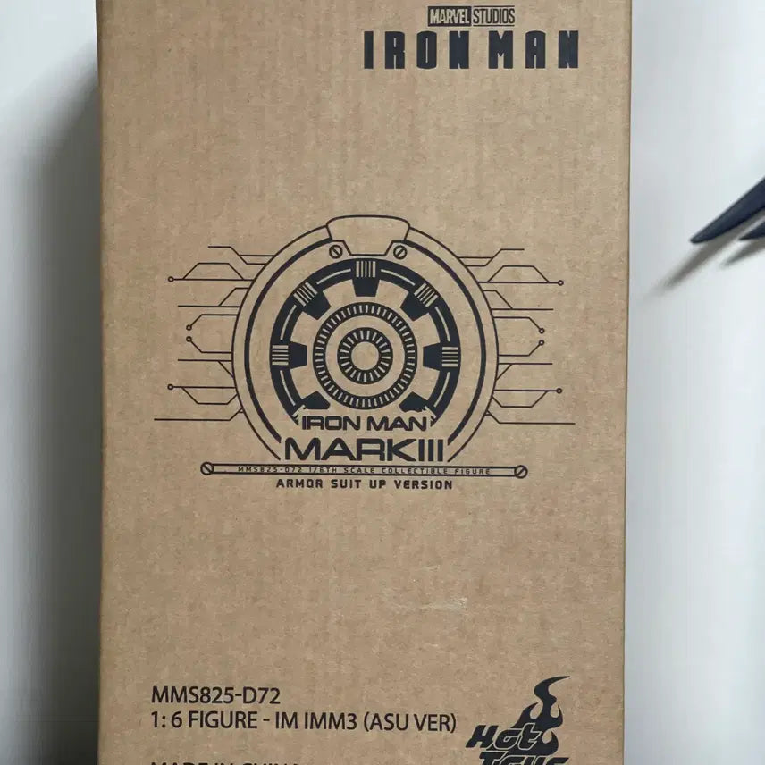 [BUNJANG] Hot Toys Mark 3 Suit-Up Figure / (박스모서리데미지)핫토이 마크3 슈트업 판매합니다.