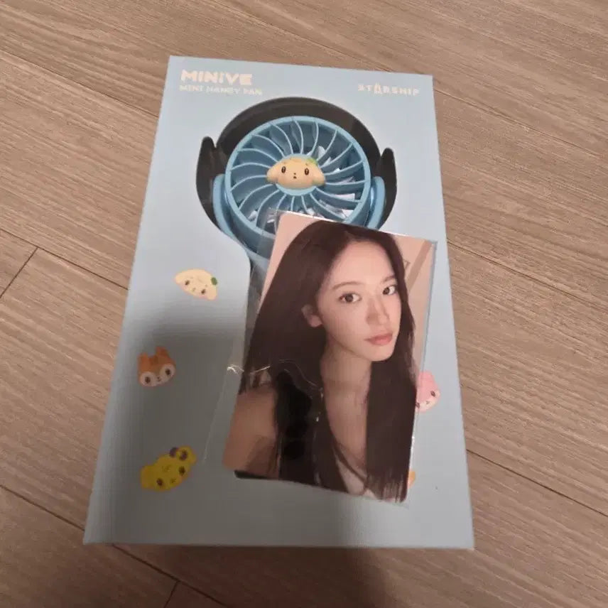 [BUNJANG] IVE Yujin Mini Breeze Mini Handheld Fan / ive 아이브 미니브 팝업 안유진 강안지 미니 핸디팬 선풍기
