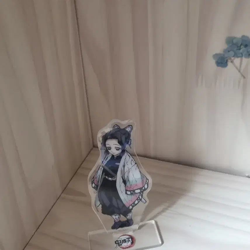 [BUNJANG] Demon Slayer Shinobu Kocho Acrylic Stand / 귀멸의 칼날 코쵸우 시노부 아크릴 스탠드