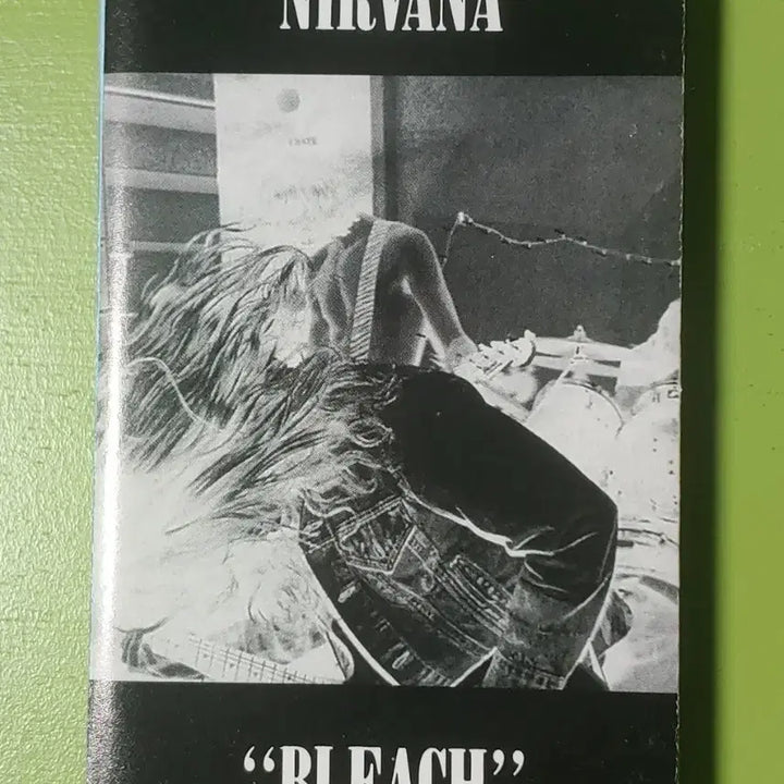 [BUNJANG] Nirvana Bleach Debut Album Cassette Tape / 너바나 데뷔앨범 BLEACH 카세트 테이프