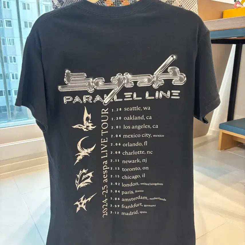 [BUNJANG] aespa 1st World Tour Limited Edition T-Shirt (S) / 에스파 1st 월드투어 한정판 반팔티(S)