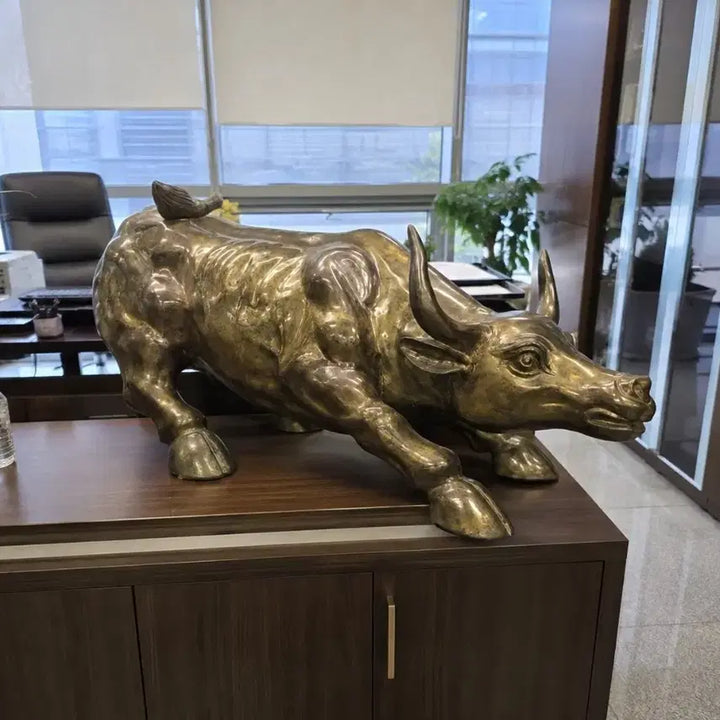 [BUNJANG] Large Charging Bull Sculpture / 1M대형  돌진하는황소
