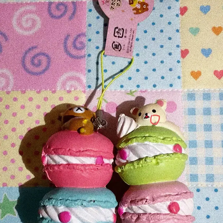 [BUNJANG] Rilakkuma &amp; Korilakkuma Macaron Dessert Keyring (2010) / 리락쿠마 코리락쿠마 마카롱 디저트 키링