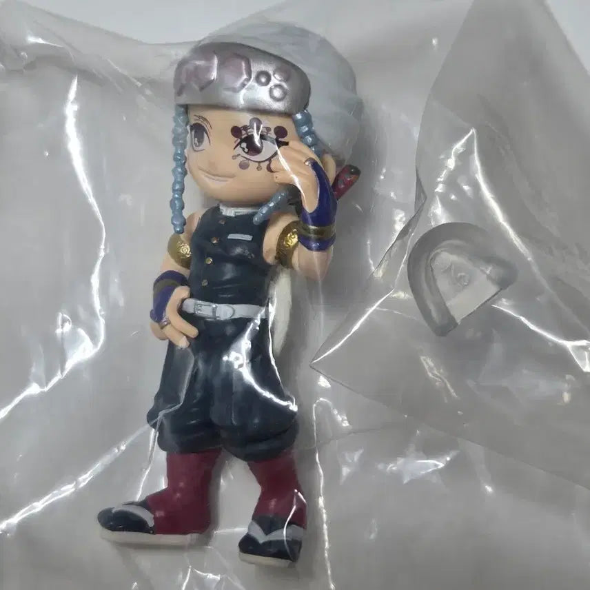 [BUNJANG] Demon Slayer Tengen Uzui Figure / 귀멸의칼날 팔버스 텐겐