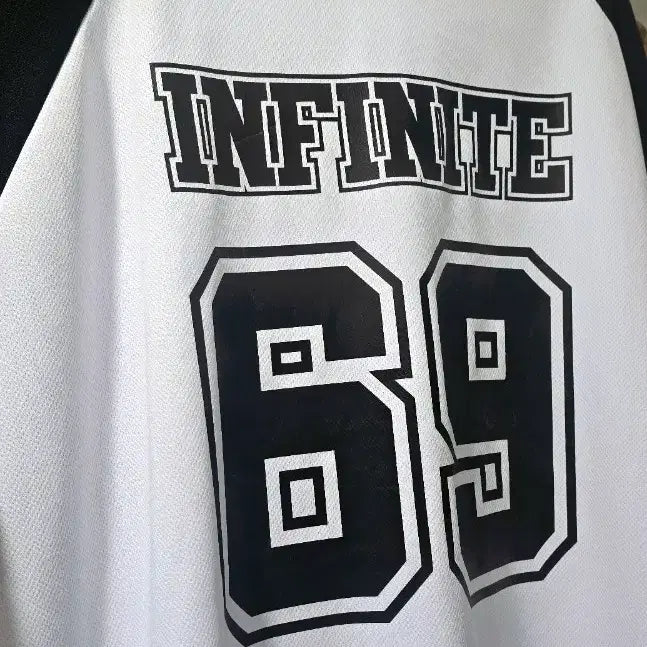 [BUNJANG] INFINITE Limited Edition Concert Japan MD Baseball Uniform (Photocard Included) / 인피니트 리미티드에디션 콘서트 일본 MD 야구 유니폼(포카포함)