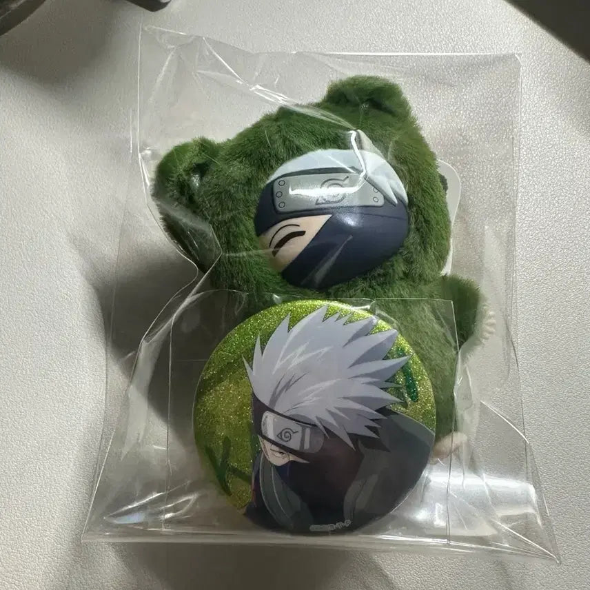 [BUNJANG] Naruto Kakashi Naboo Wife Doll + Badge Set / 나루토 eaki 키튼랜드 카카시 나부부인형+ 뱃지