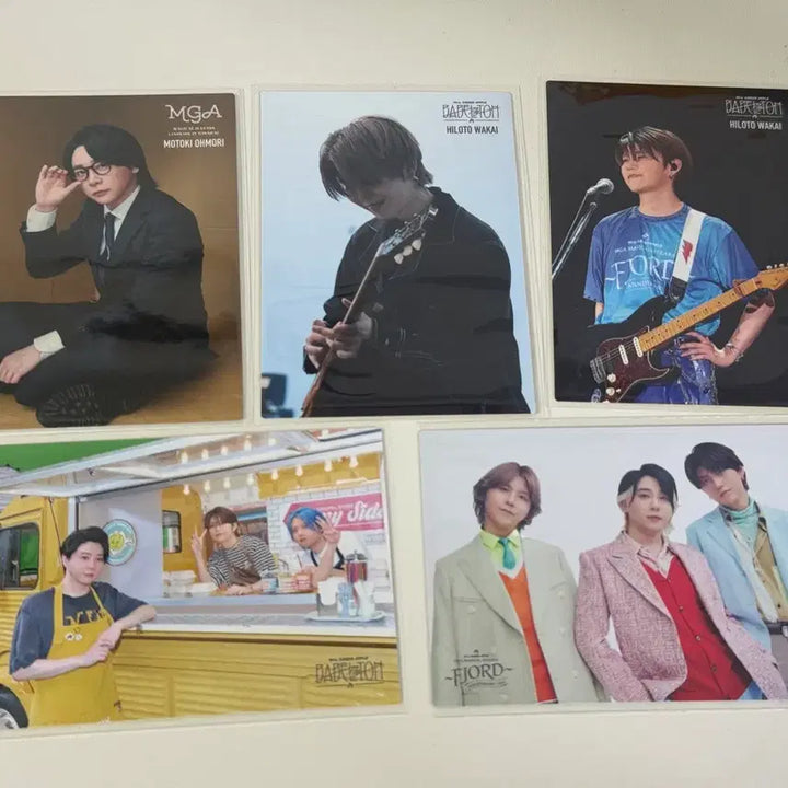 [BUNJANG] Mrs. GREEN APPLE 5 Photocard Bundle Set / 미세스그린애플 포카 5종 일괄