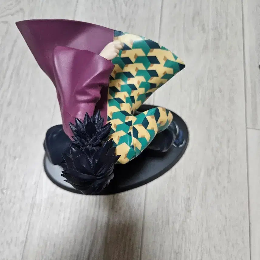 [BUNJANG] Demon Slayer Giyu Tomioka Figure / 귀멸의 칼날 토미오카 기유 피규어