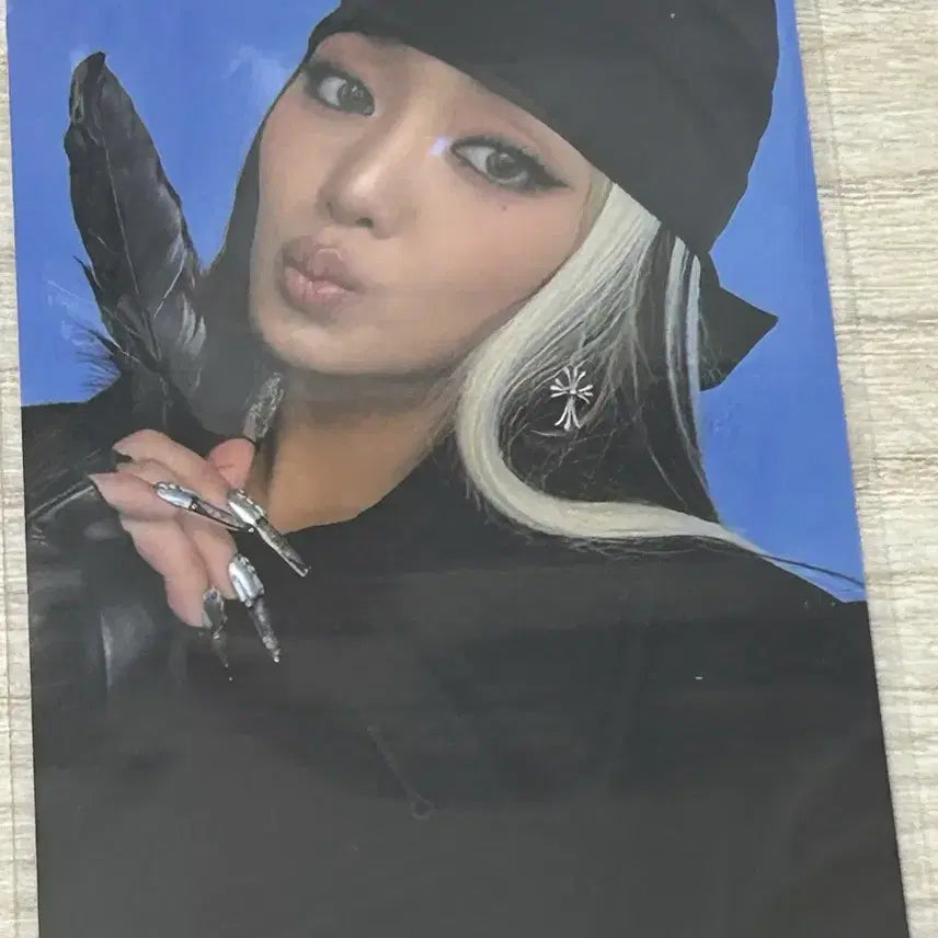 [BUNJANG] G)I-DLE Minnie We Made Crow Ver. Photocard / 아이들 민니 we made crow ver 앨범 포카 포토카드 minnie album poca pc