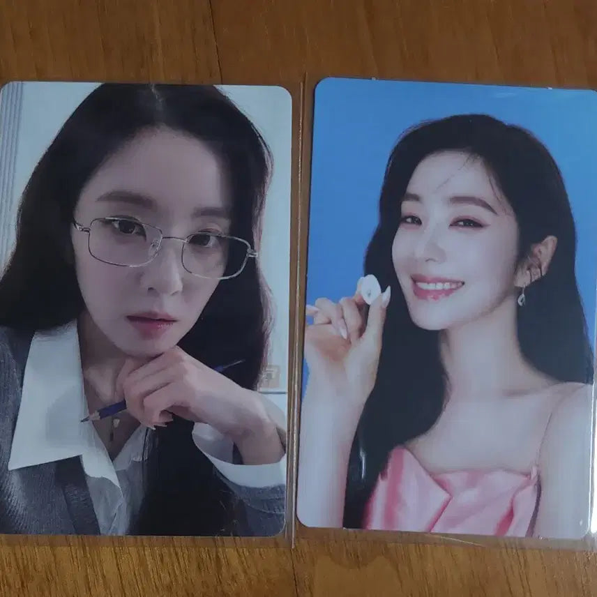 [BUNJANG] Red Velvet Irene A Day In Red &amp; Velvet Fancon Trading Card Set / [판매] 레드벨벳 아이린 팬콘 트레카 세트