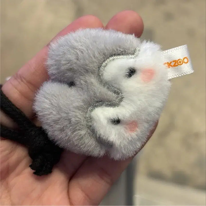 [BUNJANG] Stray Kids Bang Chan Stay Zone Gift Fan Pompom Keyring / 스트레이키즈 스키즈 스테이존 방찬 기프트 부채 폼폼키링