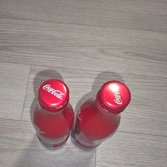 [BUNJANG] Coca-Cola Olympic Commemorative Bottles Set (2-Piece) / 코카콜라 올림픽 기념 병 2개