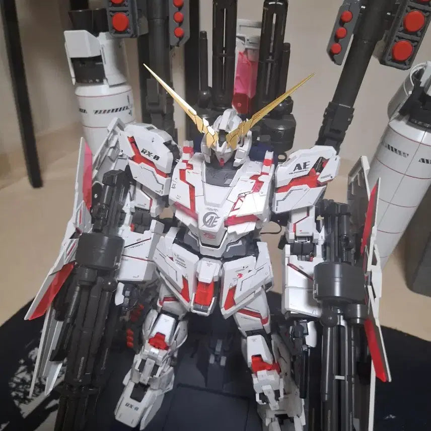 [BUNJANG] Bandai PG Full Armor Unicorn Gundam with LED / PG 유니콘 건담 풀아머  반다이 LED