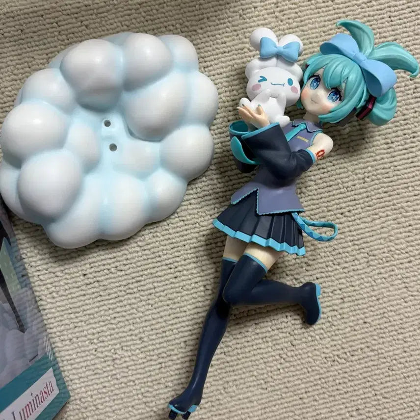 [BUNJANG] Hatsune Miku x Cinnamoroll Luminasta Figure / 하츠네 미쿠 시나모롤 루미나스타 피규어 산리오 프로세카 보컬로이드 보카로