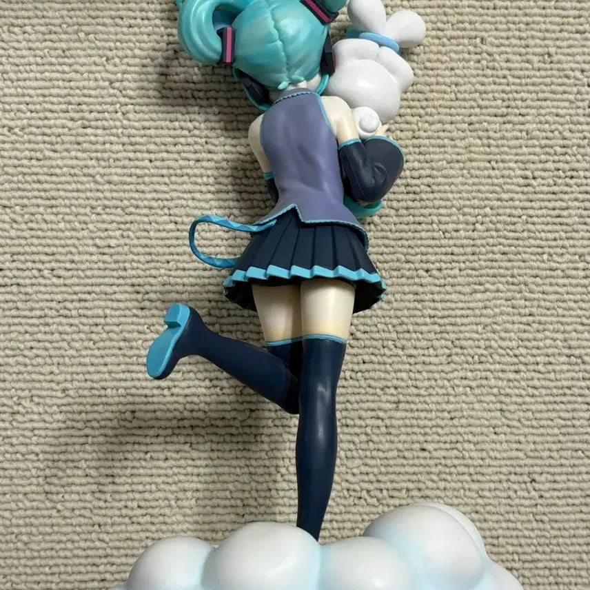 [BUNJANG] Hatsune Miku x Cinnamoroll Luminasta Figure / 하츠네 미쿠 시나모롤 루미나스타 피규어 산리오 프로세카 보컬로이드 보카로