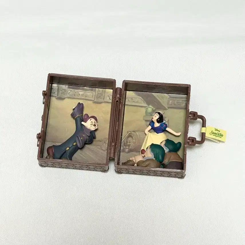 [BUNJANG] Disney Voyage Gacha Snow White Figure / 디즈니 보야지 가챠 백설공주 피규어 가챠