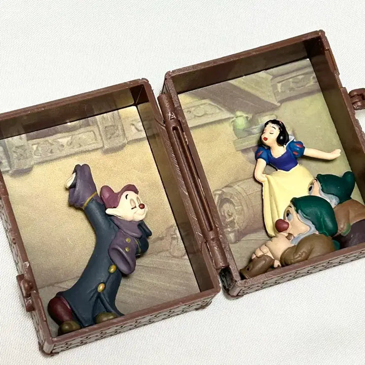 [BUNJANG] Disney Voyage Gacha Snow White Figure / 디즈니 보야지 가챠 백설공주 피규어 가챠