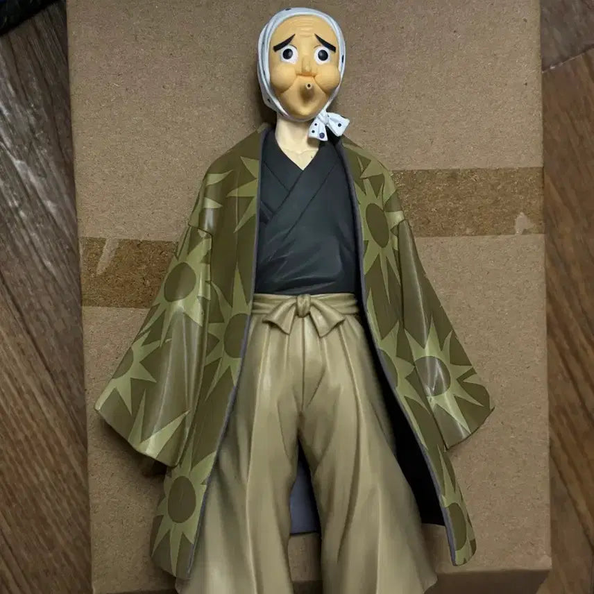 [BUNJANG] Aniplex Demon Slayer: Kimetsu no Yaiba Hotaru Haganezuka Figure / 귀칼/ 귀멸의 칼날 반프레스토 하가네즈카 호타루 피규어 판매