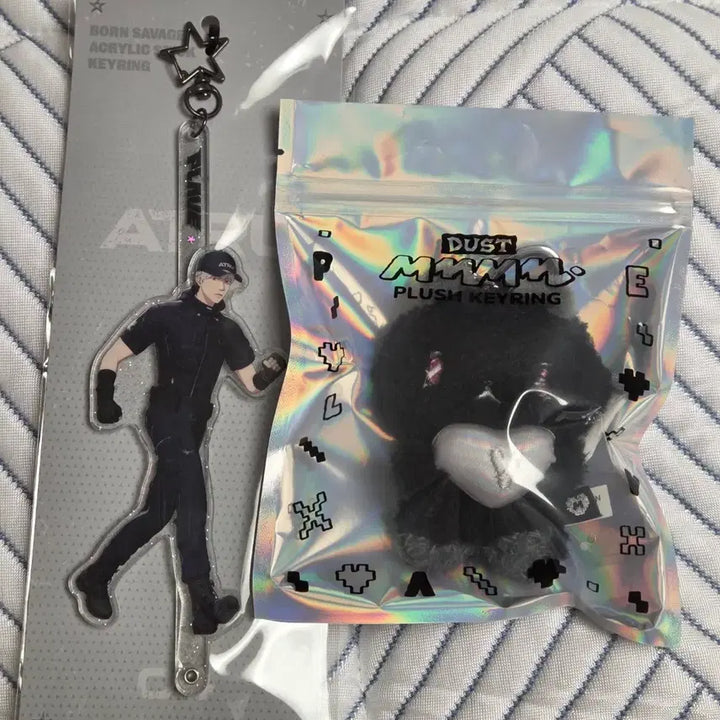 [BUNJANG] PLAVE Eunho Dust Mmemimu Mmo Plush Keychain Acrylic Stick Bundle Set / 일괄)특전 포카 하민 더스트 므메미무 탄믐 므모 인형 키링 아크릴 스틱 은호 판매 플레이브 본세비지 칼파투