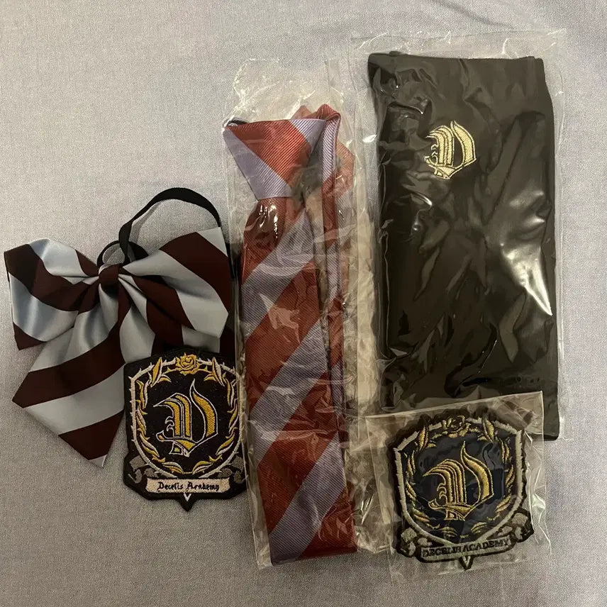 [BUNJANG] ENHYPEN Dark Moon Deulun Cellis School Uniform Kit Bundle Set / 엔하이픈 다크문 드셀리스 교복 키트