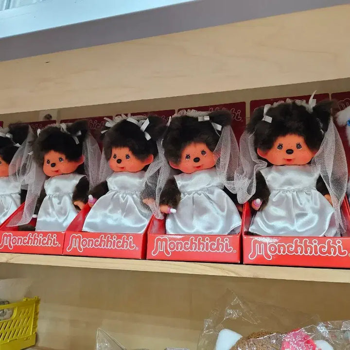 [BUNJANG] Monchhichi Wedding Dress Bride Doll / 웨딩 몬치치 드레스 몬치치 신부 몬치치 결혼 몬치치 유럽 몬치치