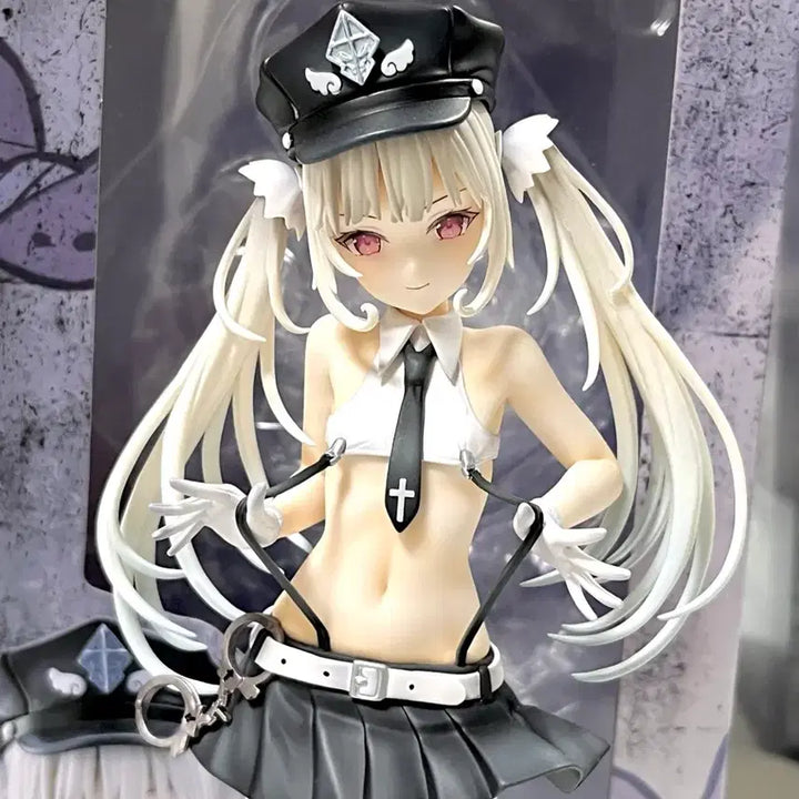 [BUNJANG] Union Creative Angel Police Figure / 유니온 크리에이티브 천사경찰 피규어